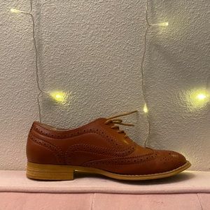 Wanted Cognac Oxford Flats